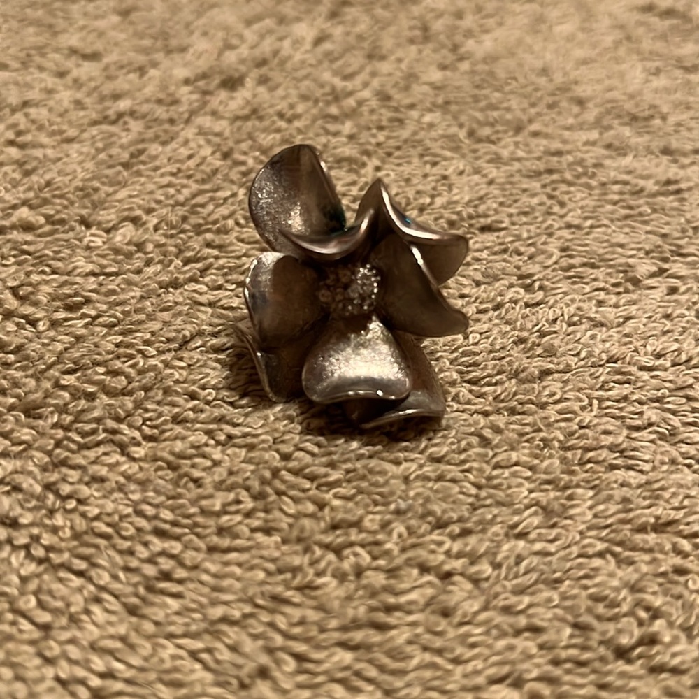Premier “Magnolia” flower ring